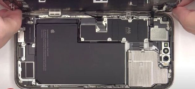 岳阳楼苹果14维修分享看iPhone 14 Pro Max拆解 